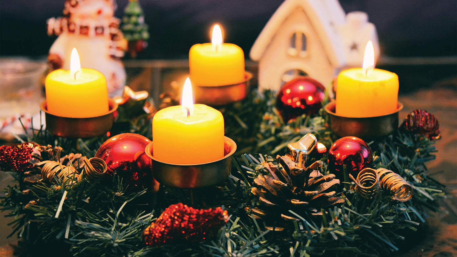 The History and Evolution of Christmas Lights | From Candles to LEDs